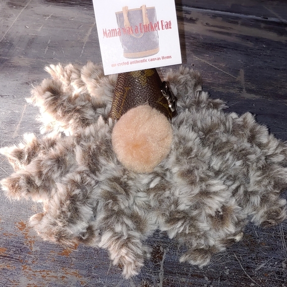 Large gnome with 100% authentic canvas hat. - Picture 4 of 12